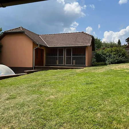 Villa V Nalzovicich Nalzovice
