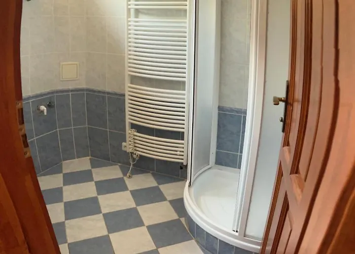 V Nalzovicich 빌라