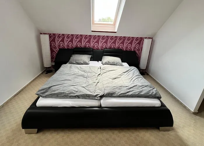 V Nalzovicich * Nalzovice